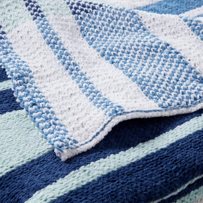 Knit Chenille Kids' Throw - Pillowfort™ 4 Knit Chenille Kids' Throw - Pillowfort™ - Image 2