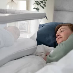 HALO Innovations BassiNest Swivel Sleeper 3.0 -Child Furniture Store GUEST dadc378c 7f59 437d bf65 44fb41ac92c6